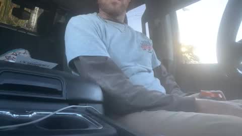 Snapshot of rabbi_poolnoodle chatting on 10/16/25, 09:05 rabbi_poolnoodle online show from 10/16/25, 09:05