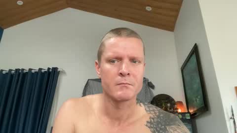 rabbit_eyes69 online show from 01/06/26, 02:48