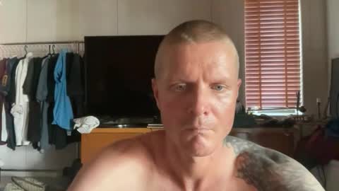 rabbit_eyes69 online show from 04/12/26, 08:19