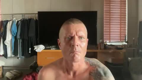 rabbit_eyes69 online show from 04/14/26, 06:41