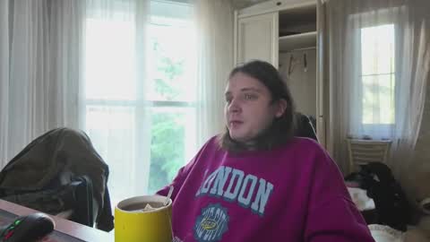 Snapshot of rabbitboyy1 chatting on 10/17/25, 10:18 rabbitboyy online show from 10/17/25, 10:18