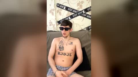 Snapshot of rabizoon chatting on 12/18/25, 07:47 Rabizoon online show from 12/18/25, 07:47