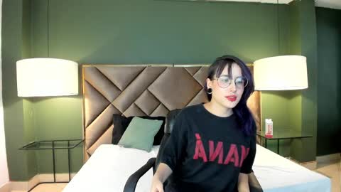 Snapshot of rache_roth chatting on 03/30/26, 09:27 Rachel online show from 03/30/26, 09:27