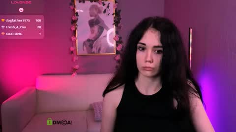 Snapshot of rachel_bloom__ chatting on 11/30/25, 02:15 rachel_bloom__ online show from 11/30/25, 02:15