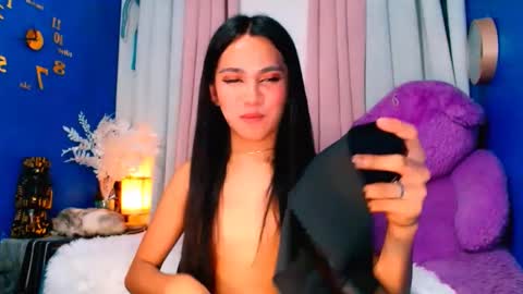 Snapshot of rachel_cummer chatting on 02/23/25, 04:17 Rachel cummer online show from 02/23/25, 04:17