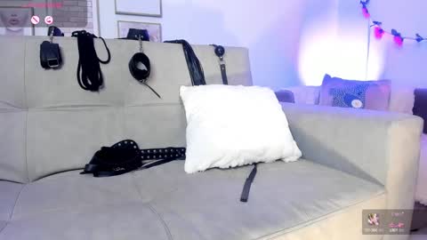 RACHEL ES online show from 02/21/25, 07:45