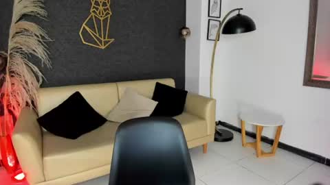 Snapshot of rachel_es chatting on 07/24/26, 05:38 RACHEL ES online show from 07/24/26, 05:38