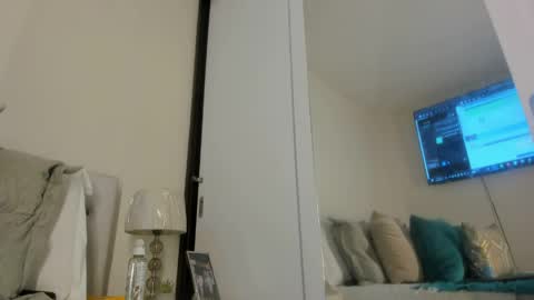 Snapshot of rachel_evans_xx chatting on 05/22/26, 08:58 rachel online show from 05/22/26, 08:58