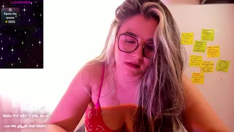 Snapshot of rachel_fo chatting on 12/02/24, 08:44 Rachel Foss online show from 12/02/24, 08:44