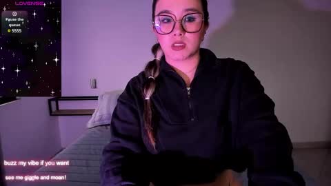 Snapshot of rachel_fo chatting on 02/11/25, 09:03 Rachel Foss online show from 02/11/25, 09:03