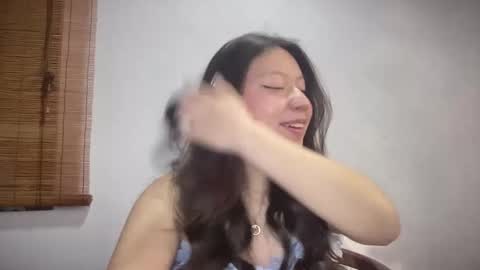 Snapshot of rachel_james__ chatting on 11/14/25, 11:35 rachel james online show from 11/14/25, 11:35