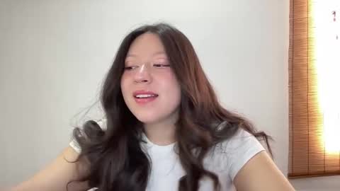 Snapshot of rachel_james__ chatting on 11/30/25, 06:01 rachel james online show from 11/30/25, 06:01