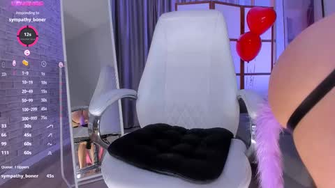 Rachel Kelly online show from 02/15/25, 02:58