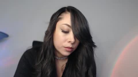    online show from 10/11/25, 07:23