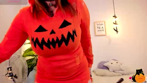 Snapshot of rachel_lang chatting on 10/30/25, 01:01 Rachel Lang online show from 10/30/25, 01:01