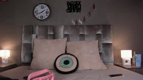  RACHEL  online show from 01/12/25, 11:28