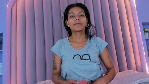  RACHEL  online show from 01/18/25, 11:43