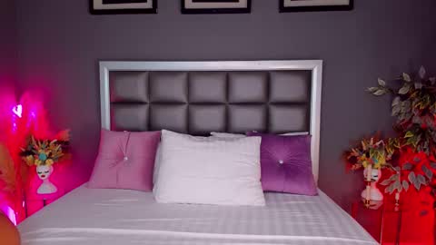 rachel_quinn_ online show from 10/15/25, 03:39