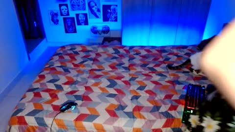 Rachel online show from 10/05/25, 01:37