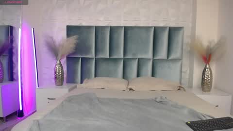 Snapshot of rachel_wren chatting on 03/25/26, 11:38 Rachel online show from 03/25/26, 11:38