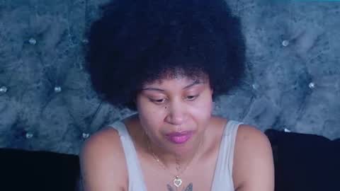 RachelAnn online show from 09/18/25, 02:13