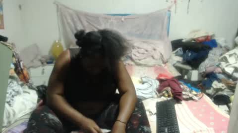 Snapshot of rachelexoticgirl chatting on 04/15/26, 04:41 rachelexoticgirl online show from 04/15/26, 04:41