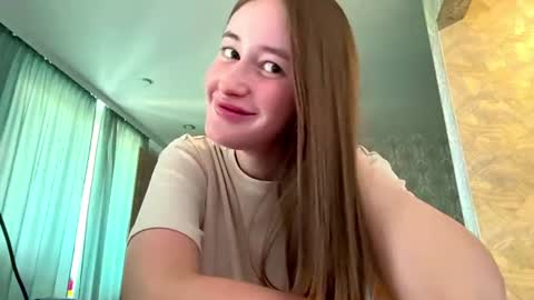 Snapshot of rachelhernando chatting on 07/01/26, 02:13 Elena online show from 07/01/26, 02:13