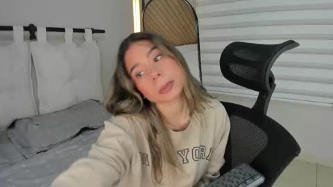 Rachell online show from 11/28/25, 04:15