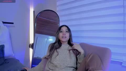 Snapshot of rachell_criss chatting on 03/06/26, 04:42 Rachell online show from 03/06/26, 04:42