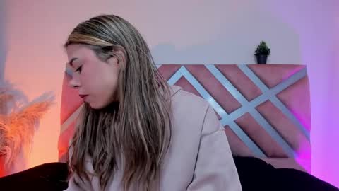 Rachell online show from 05/31/26, 03:47