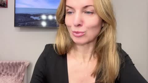 Rachel online show from 02/04/25, 07:55