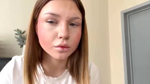 Snapshot of rachellemontag chatting on 02/23/26, 10:56 Alex online show from 02/23/26, 10:56