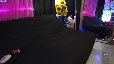 rachellk online show from 10/12/25, 10:47