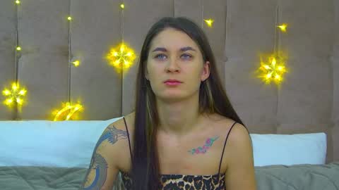 Snapshot of rachellsimpson chatting on 12/29/24, 06:27 RachellSimpson online show from 12/29/24, 06:27