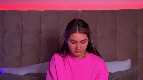 Snapshot of rachellsimpson chatting on 02/03/25, 06:28 RachellSimpson online show from 02/03/25, 06:28