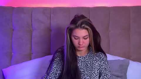 Snapshot of rachellsimpson chatting on 02/21/25, 05:02 RachellSimpson online show from 02/21/25, 05:02