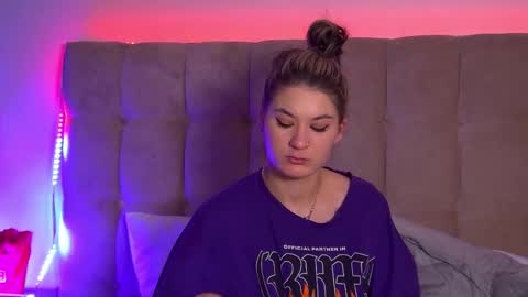 Snapshot of rachellsimpson chatting on 03/05/25, 05:07 RachellSimpson online show from 03/05/25, 05:07