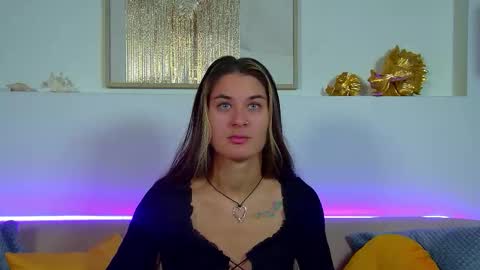 Snapshot of rachellsimpson chatting on 10/05/25, 06:17 RachellSimpson online show from 10/05/25, 06:17