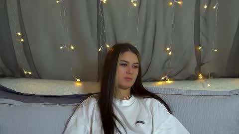 Snapshot of rachellsimpson chatting on 11/18/25, 06:45 RachellSimpson online show from 11/18/25, 06:45