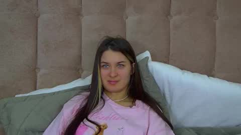 Snapshot of rachellsimpson chatting on 02/24/26, 06:39 RachellSimpson online show from 02/24/26, 06:39