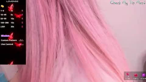 Snapshot of rachellward chatting on 06/13/26, 07:23 REY online show from 06/13/26, 07:23