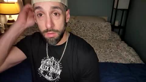 Snapshot of rachelrose04 chatting on 11/09/25, 03:38 rachelrose04 online show from 11/09/25, 03:38