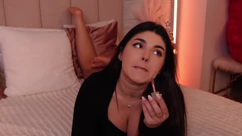 RachelSwaan online show from 12/22/24, 03:22