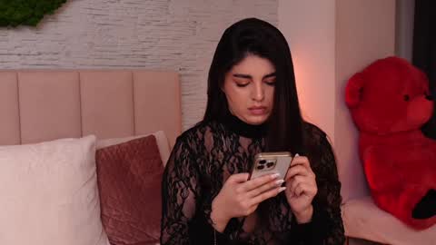 RachelSwaan online show from 01/25/25, 01:08