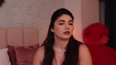 RachelSwaan online show from 02/08/25, 03:41