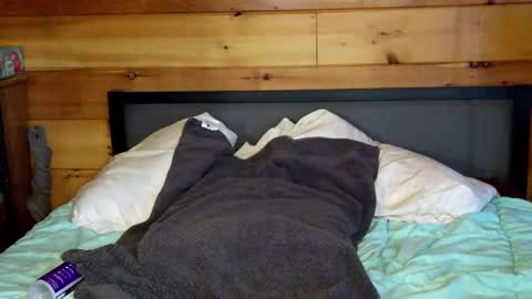 Snapshot of rachelxprice chatting on 02/20/25, 07:08 Rachel Price online show from 02/20/25, 07:08