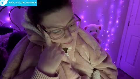 rachs_wardrobe online show from 01/11/26, 01:49