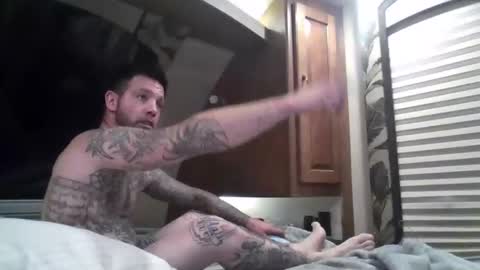 Snapshot of rachyyymarie93 chatting on 10/19/25, 06:36 Rachyyyy online show from 10/19/25, 06:36