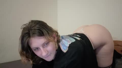 Snapshot of racoosty chatting on 04/01/26, 06:16 racoosty online show from 04/01/26, 06:16