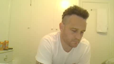 Snapshot of racr2222 chatting on 01/08/25, 08:18 Racer..... Who wants to get Naked sex cock ass pussy online show from 01/08/25, 08:18